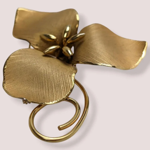 🍁Vintage Bond Boyd GF Trillium Brooch - Picture 3 of 7